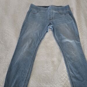Old navy women's 12P jegging  guc